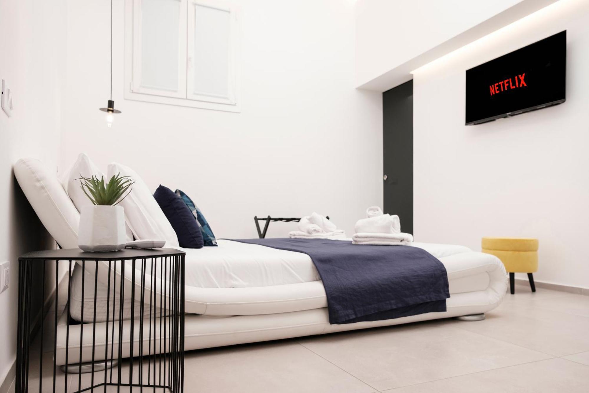 Pepoli Deluxe - Exclusive Apartment - Free Parking Trapani Exterior foto
